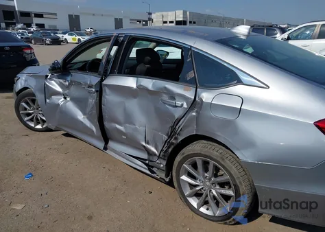 2022 Honda Accord Lx z USA, uszkodzony, nr VIN 1HGCV1F16NA018686